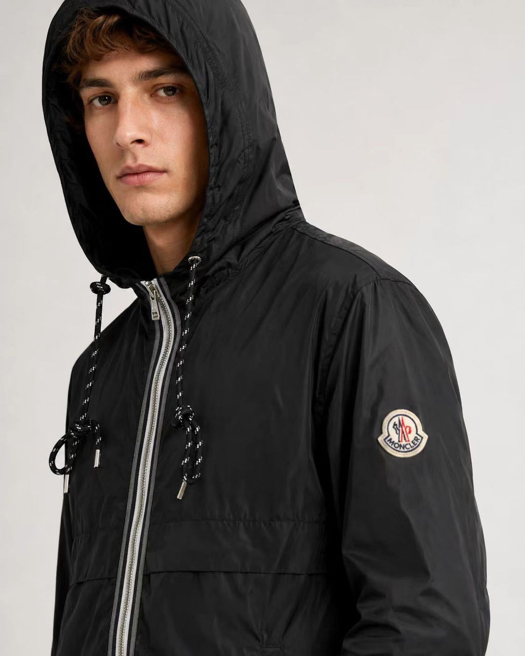Veste à capuche Moncler Diani Noir détail visage