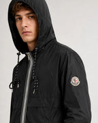 Veste à capuche Moncler Diani Noir détail visage