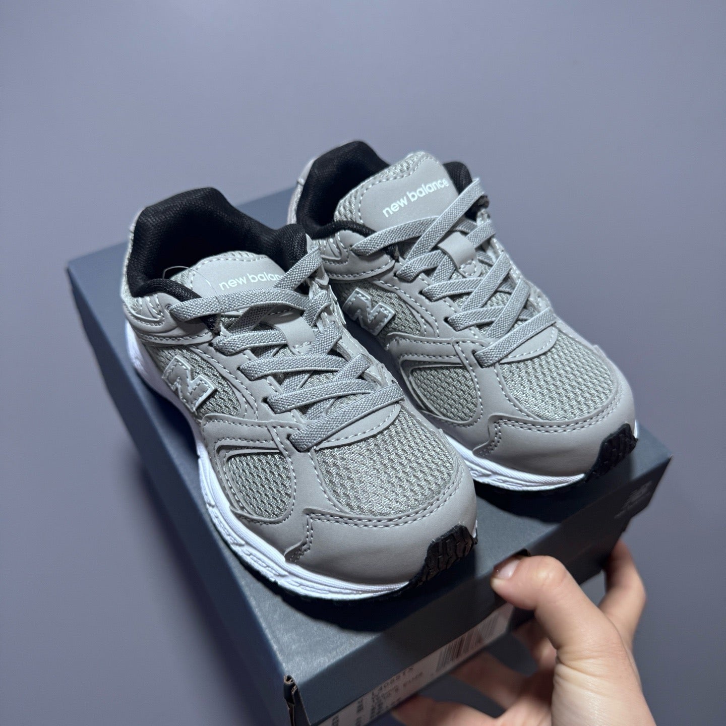 New Balance 408 enfant gris - lot de 12