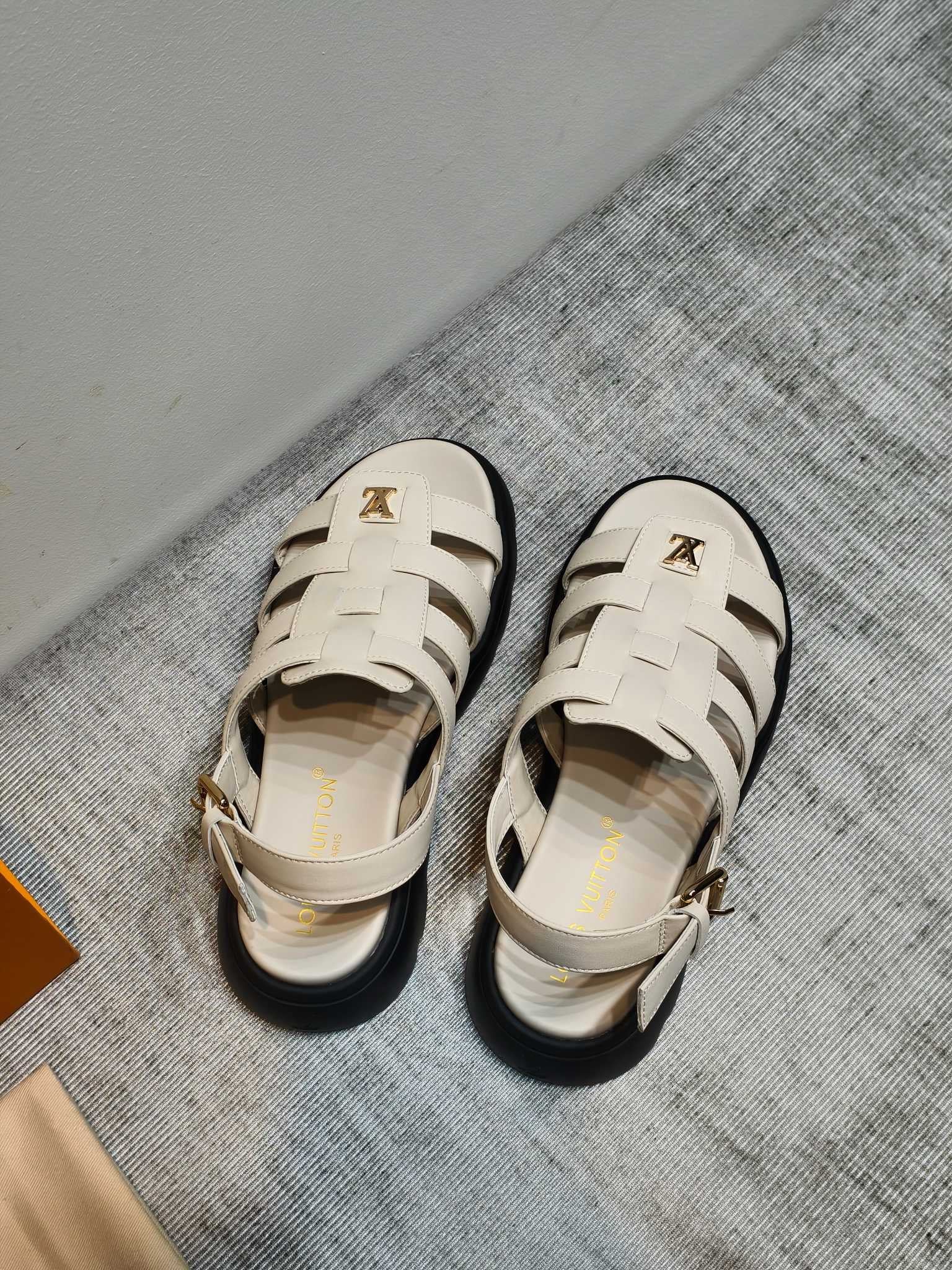 Sandales Louis Vuitton Nevada Écru dessus