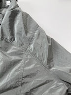 Veste Stone Island Nylon Metal gris métal - détail épaule