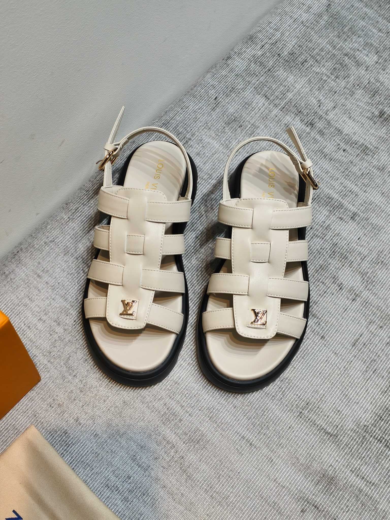 Sandales Louis Vuitton Nevada Écru