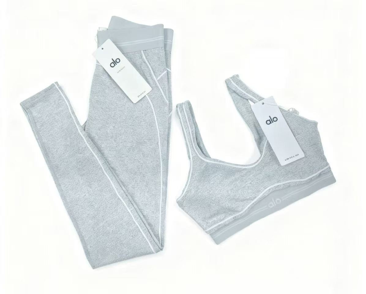 Ensemble Alo Yoga - Gris Chine