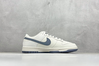 Nike SB Dunk Low – Ghost Face