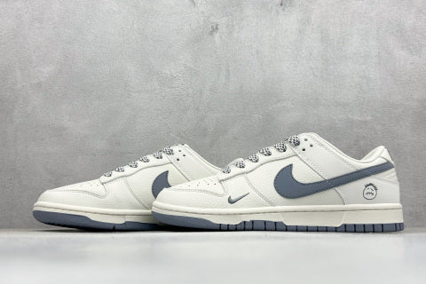 Nike SB Dunk Low – Ghost Face