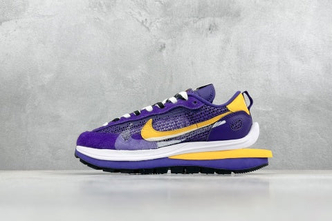 Sacai x Nike VaporWaffle 3.0 – Violet et Or
