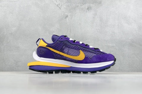 Sacai x Nike VaporWaffle 3.0 – Violet et Or