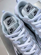 Sacai x Nike VaporWaffle 3.0 – Gris/Blanc/Noir