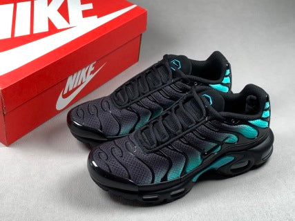 Nike Air Max Plus TN – Noir Vert Aurora