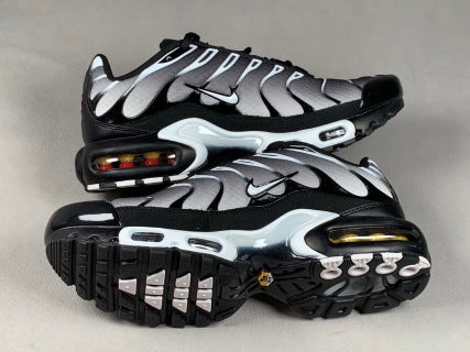Nike Air Max Plus TN – Noir Argent Blanc