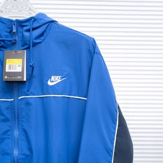 Coupe-vent à capuche Nike 2013 avec logo découpé au dos