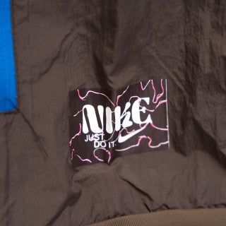Coupe-vent anti-UV brodé à capuche Nike 7680