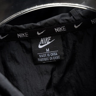Coupe-vent anti-UV à capuche Nike 4549